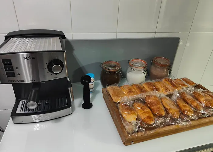 Alojate En Vigo! Piso Acogedor Y Funcional Con Garaje