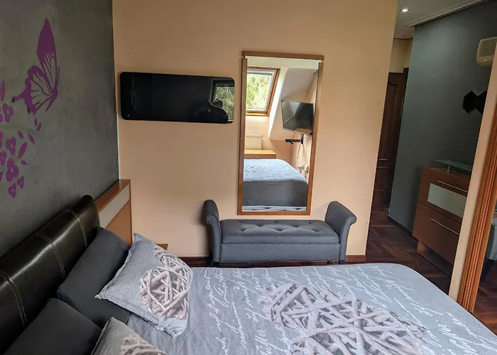 Alojate En Vigo! Piso Acogedor Y Funcional Con Garaje