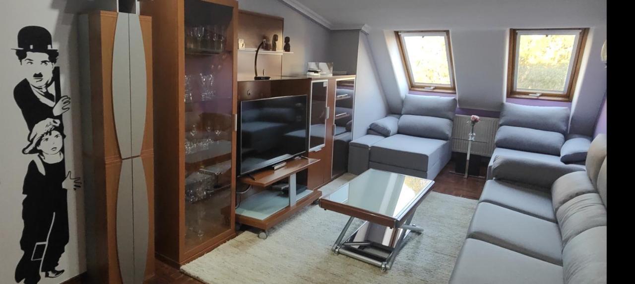 Alojate En Vigo! Piso Acogedor Y Funcional Con Garaje Apartament *
