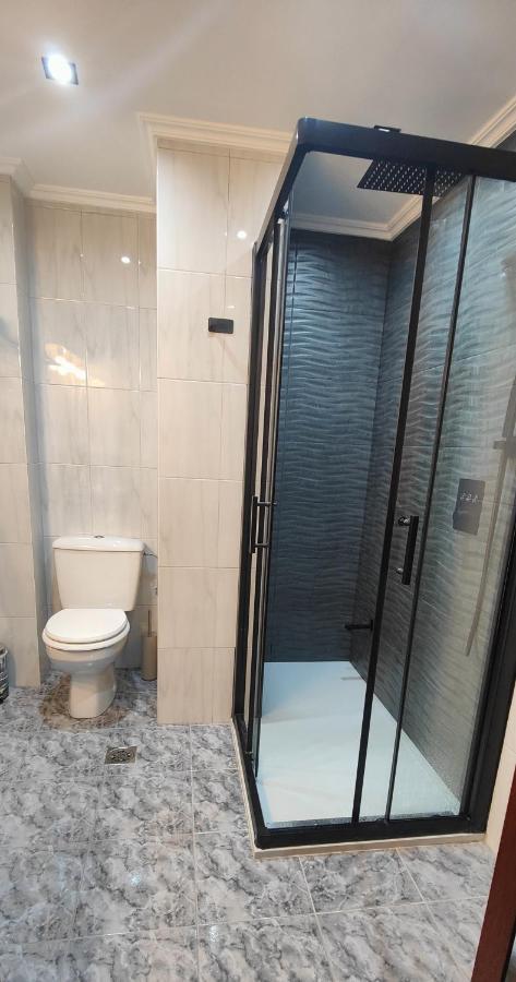 Alojate En Vigo! Piso Acogedor Y Funcional Con Garaje